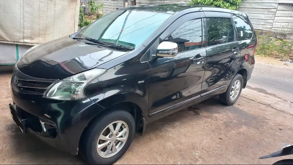 AVANZA 2013 TYPE G, KILOMETER DIBAWAH 100RIBU