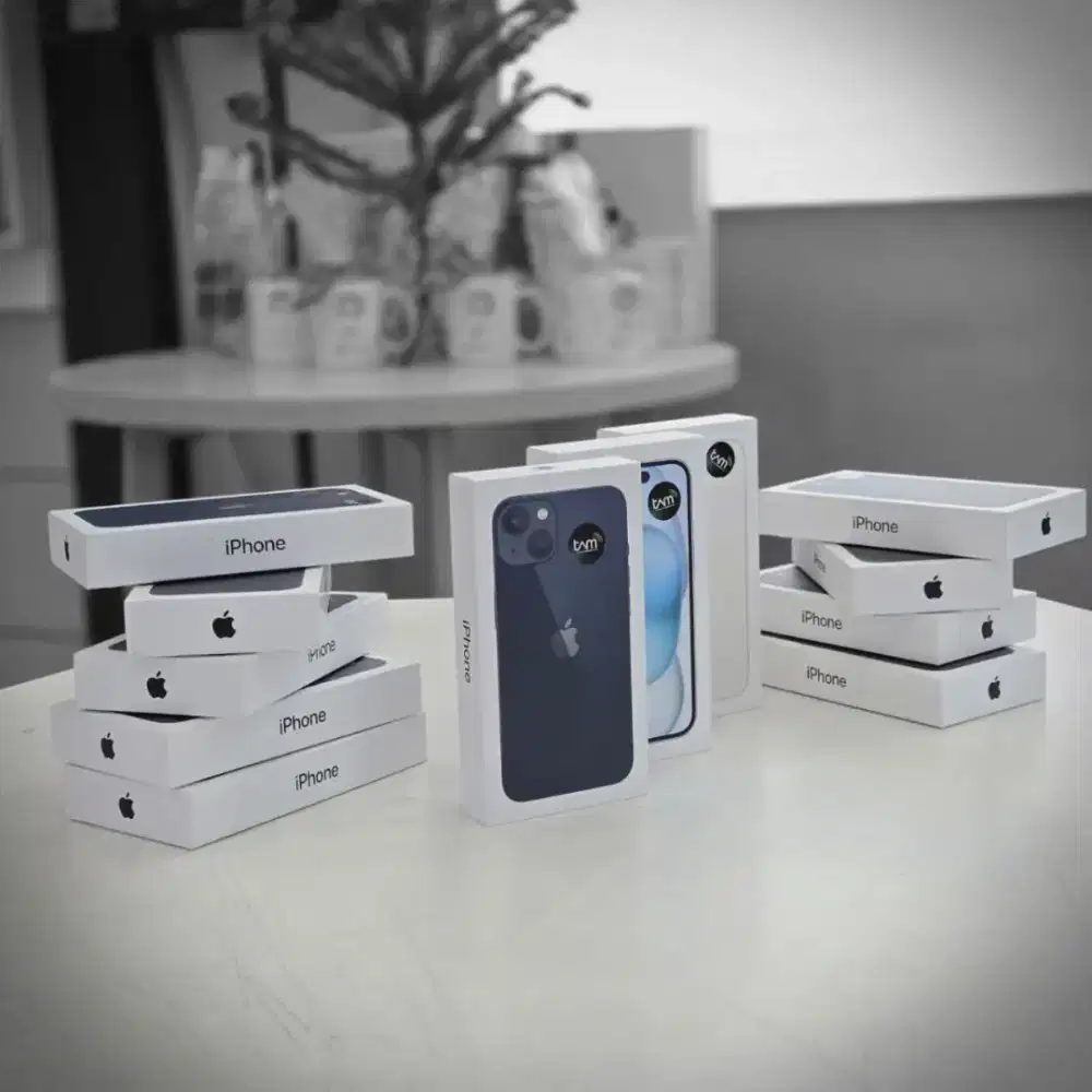 Promo spesial iPhone 13 bergaransi resmi ibox TAM