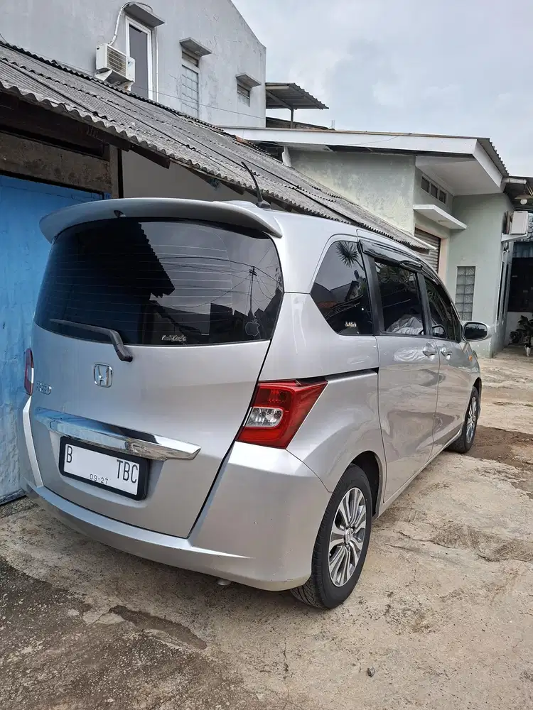Honda Freed 2012 Bensin