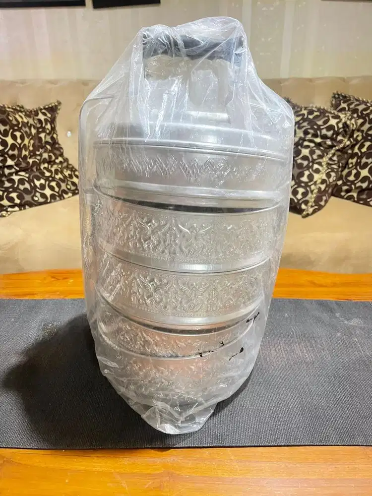 Rantang makanan jumbo
