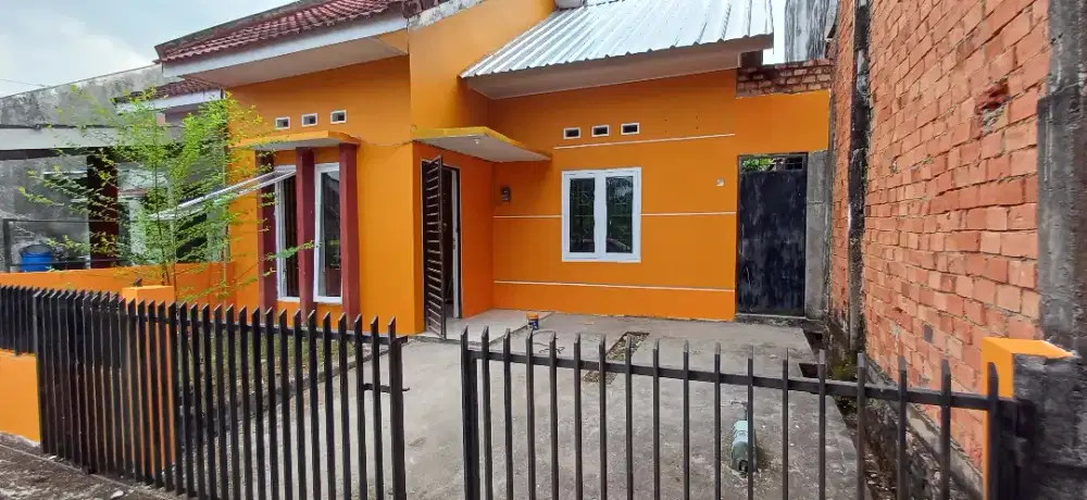 Di sewakan rumah