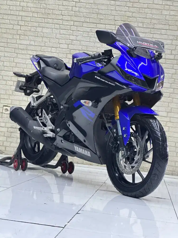 PROMO‼️YAMAHA R15 V3 BLUE RACE 2019 SUPER MULUS NOPOL L SBY