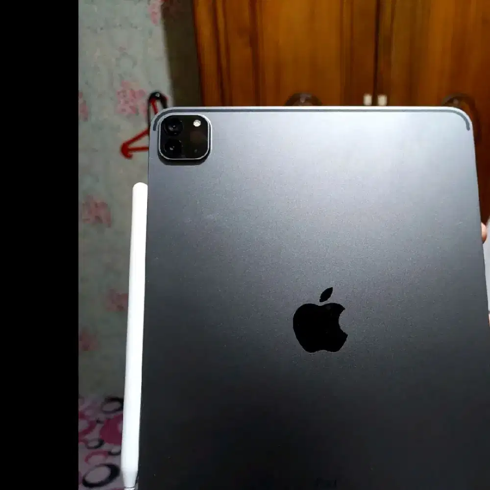 Apple iPad Pro M1 2021 128GB Wifi + Apple Pencil 2nd Original