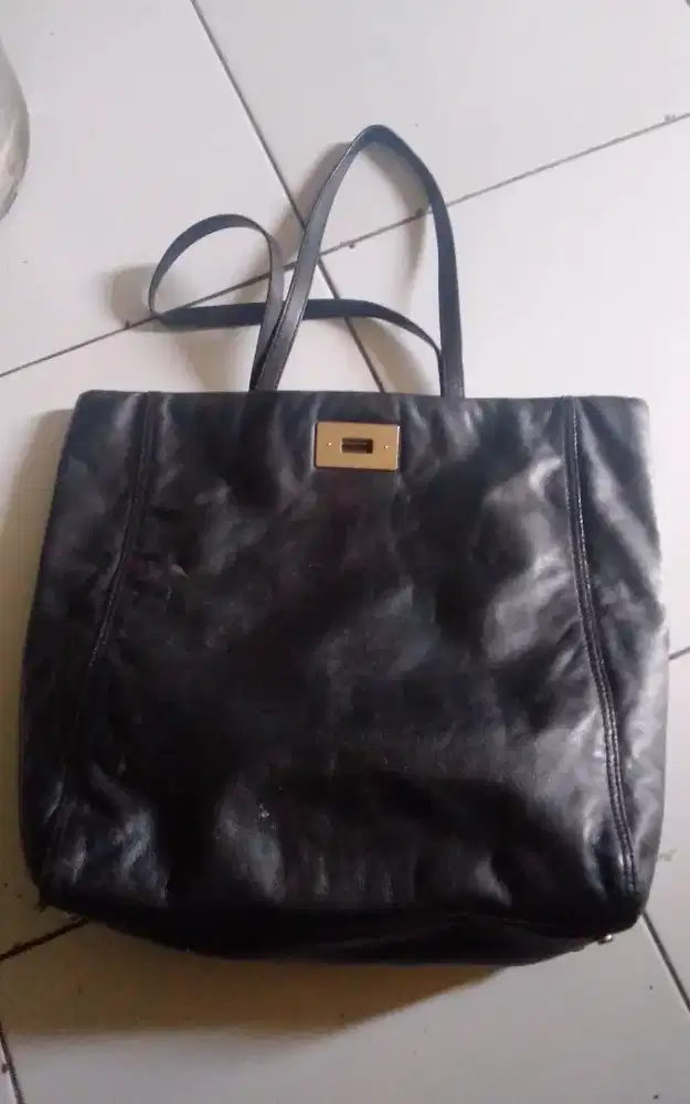 Tas kulit asli msh mulus lokasi central No3cilebut