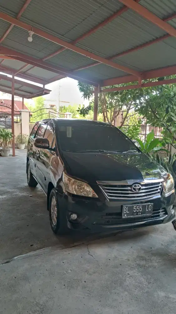 Dijual kijang Innova 2011 akhir