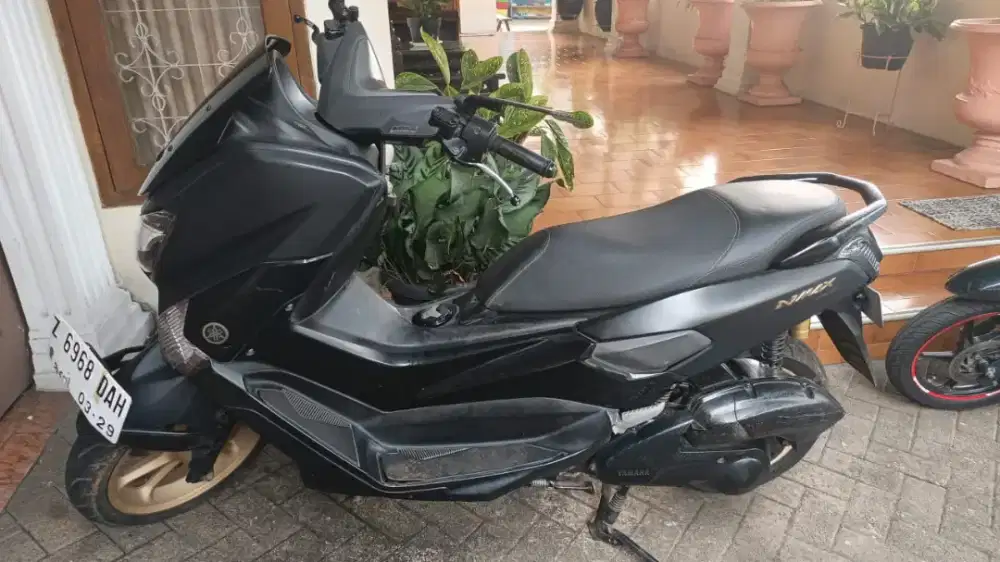NMAX 2019 dijual santai