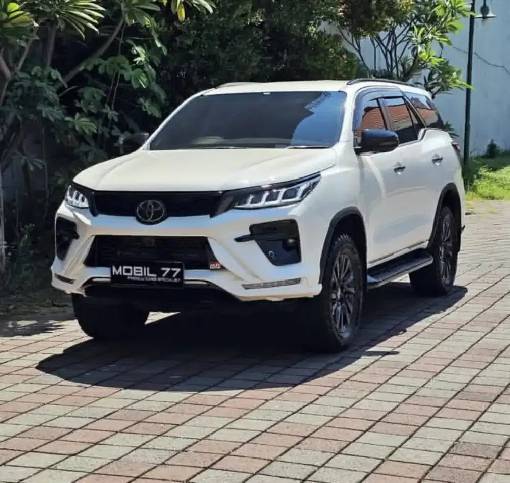 Toyota Fortuner 2.8 VRZ diesel odo18rb Tahun 2023