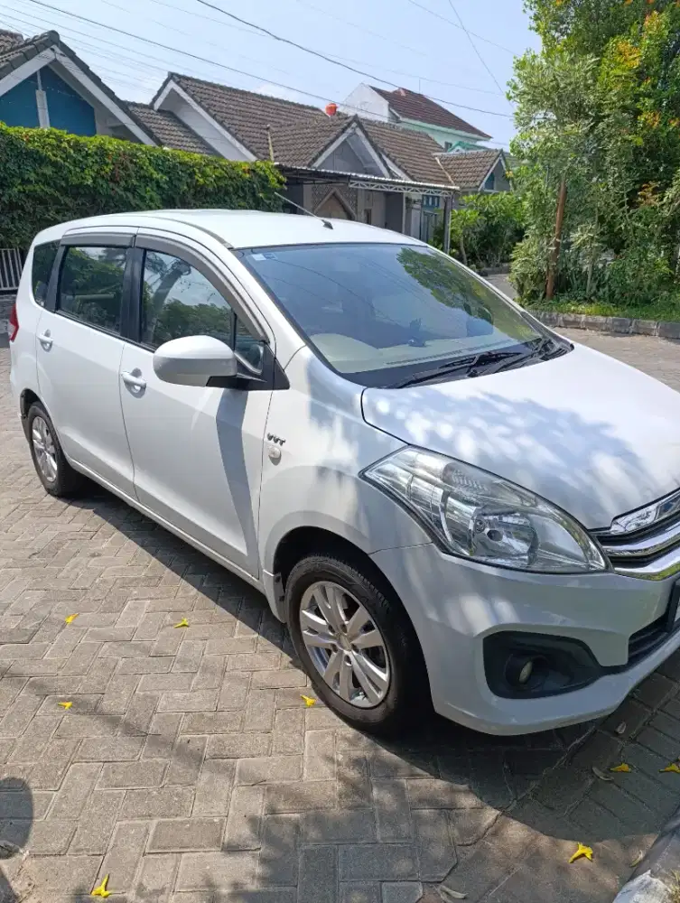 Ertiga GL matic 2016