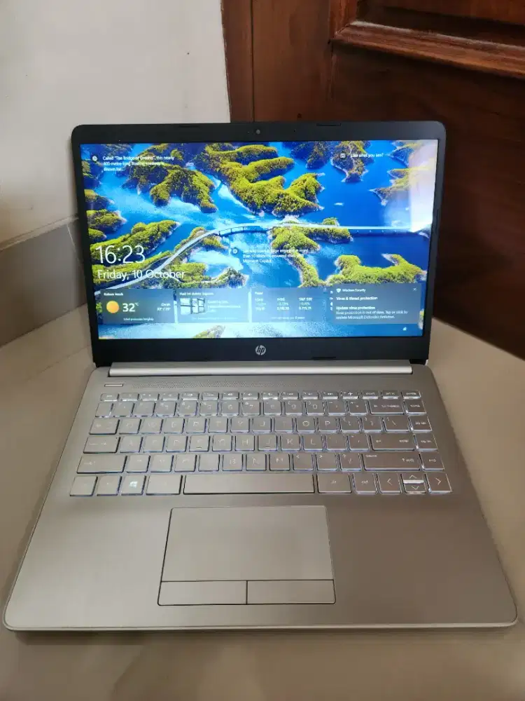 Laptop HP 14s dk0073AU AMD A4 Radeon R3 ram 4GB / 1TB laptop charger