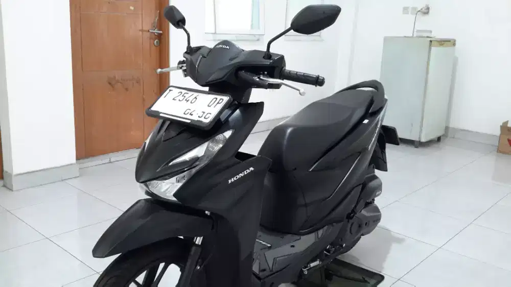 BeAT deluxe smartkey 2025 bln 4 total km 2.000an BEKAS BERKELAS