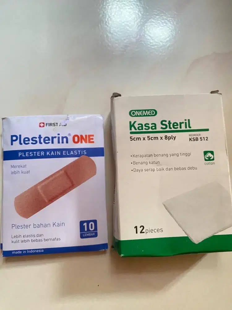 Set perlengkapan puput pusar bayi