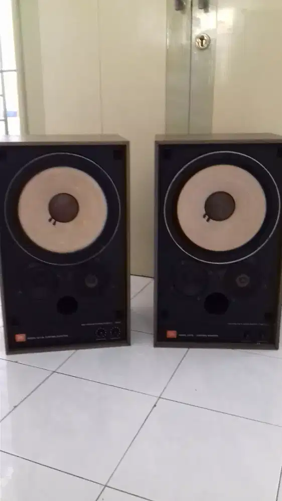Sepiker jbl L4311b mulus normal