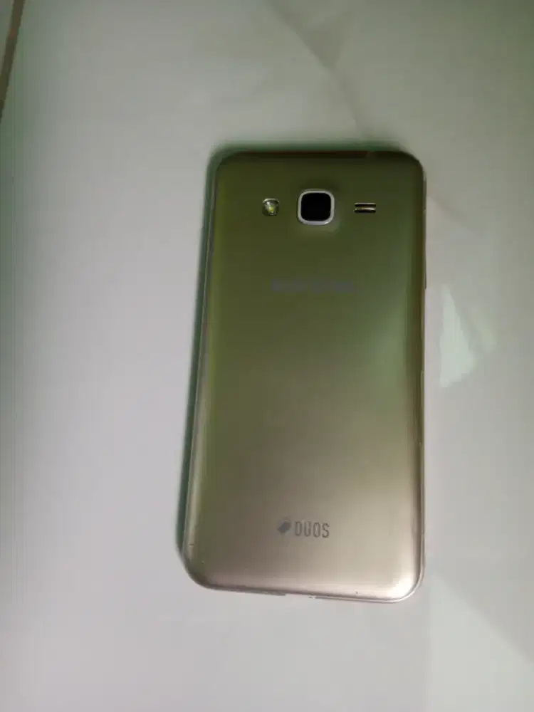 Hp Samsung j3 mines pemakaian