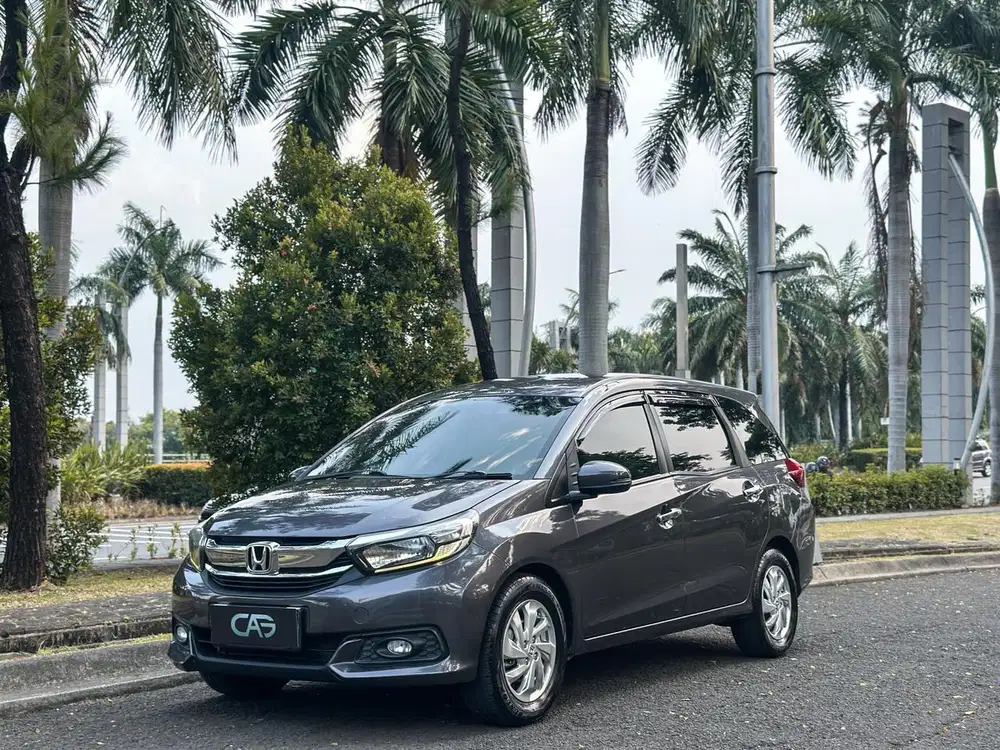 Mobilio E CVT AT 2017/Mobilio E CVT matic automatic abu 2017