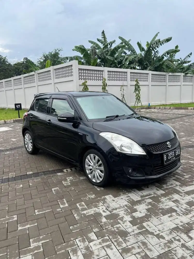 SIAP PAKAI!!! Suzuki Swift 1.4 GX AT 2016 - Hitam