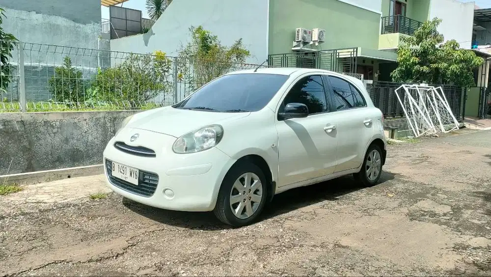 Nissan March L 1.2 Matic Thn 2012