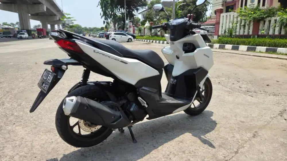 Honda Vario 160 ABS 2022 tangan pertama rawatan