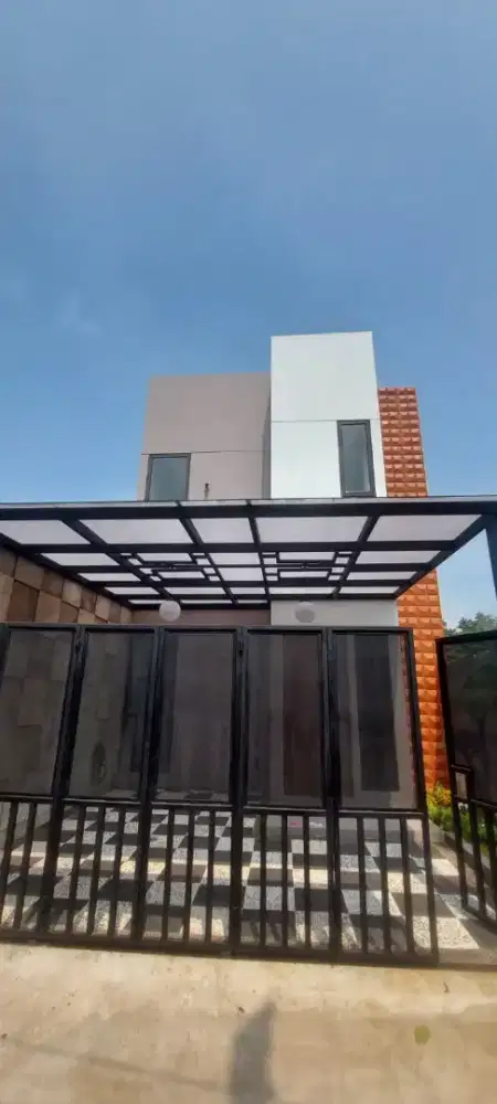 Di Jual Rumah 
Alamat lengkap: Jl pulo (belakang citra grand)
