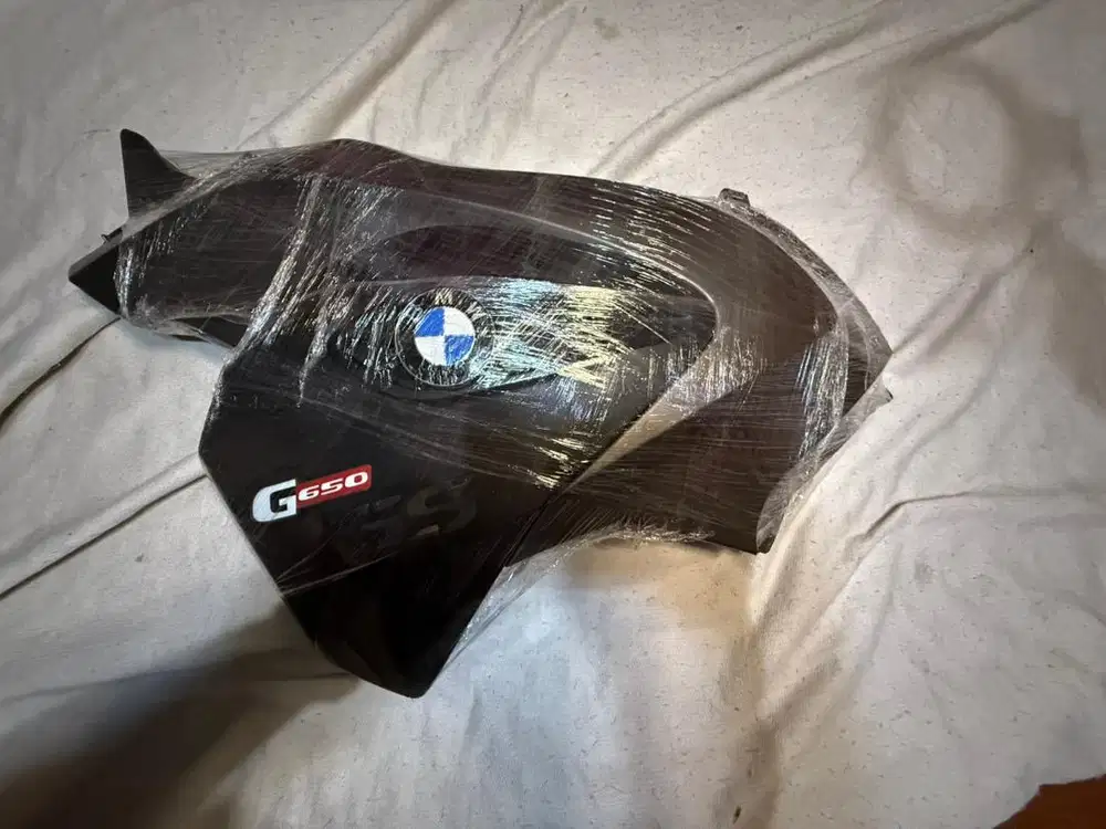 BMW G650GS cover tank