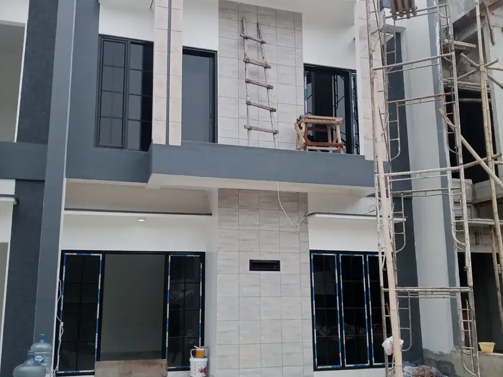 CLUSTER BARU SIAP HUNI LOKASI STRATEGIS HANYA 8 UNIT