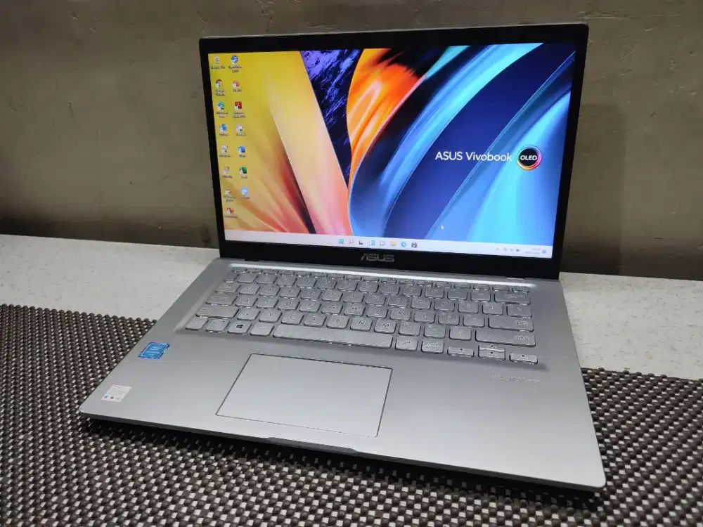 Asus kekinian n4020 ram 8gb ssd 256gb kibot nyala batre awet nominus