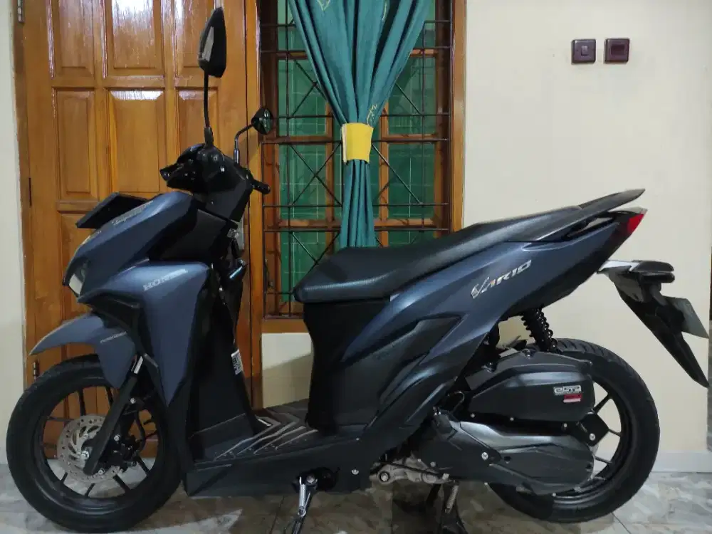 Super istimewa low km new vario 125 led cbs iss super mulus no minus