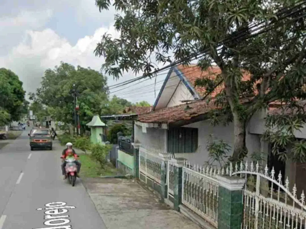 JUAL CEPAT,RUMAH JATI PINGGIR JALAN RAYA SROGO SIDOREJO KENDAL