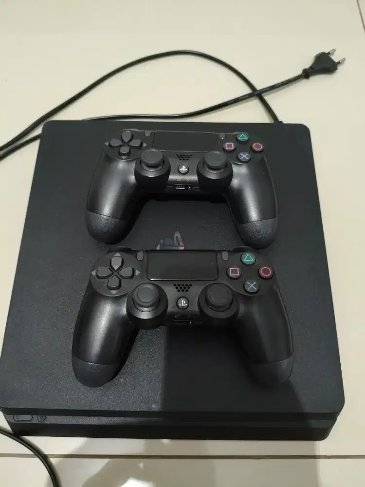 Jual PS4 slim - original 1TB