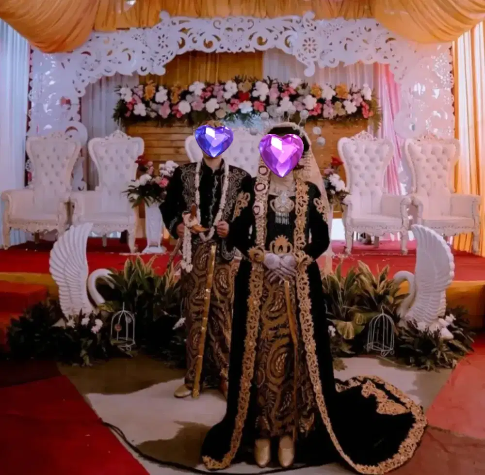 Dijual baju pengantin bludru hitam sepasang