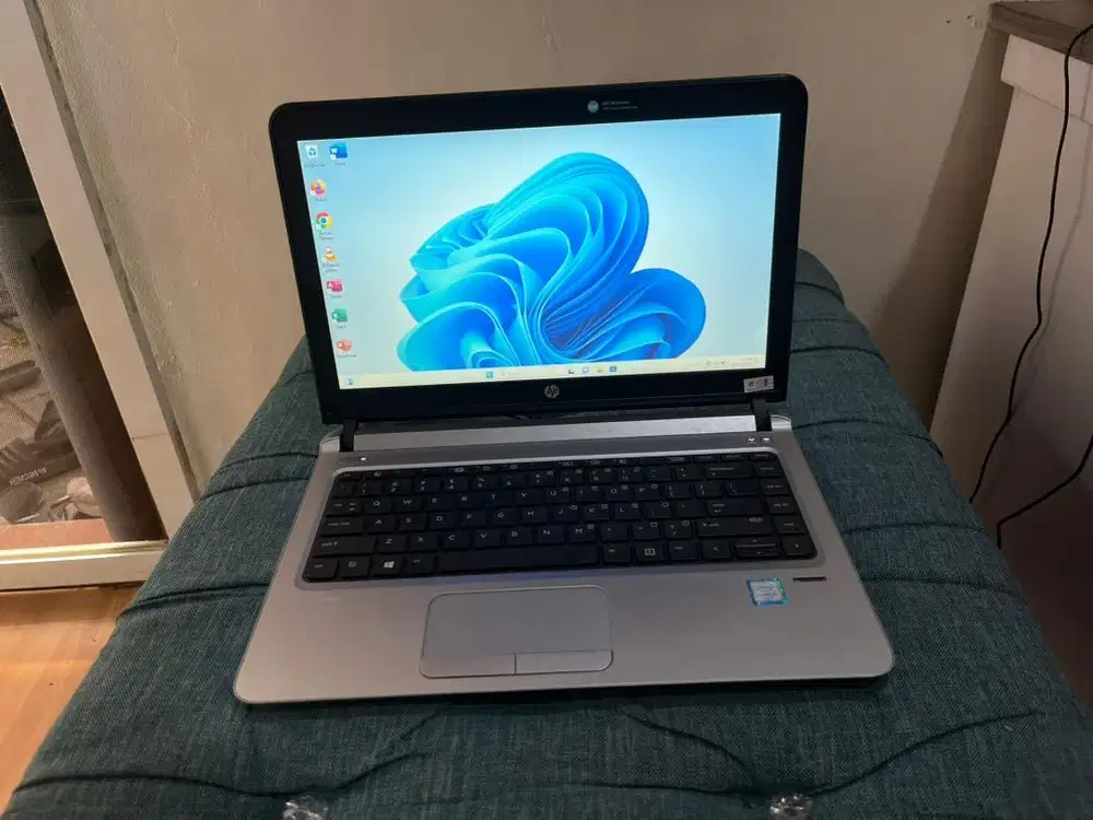 Laptop HP Probook 430 G3 (second). 3 juta normal dan bergaransi