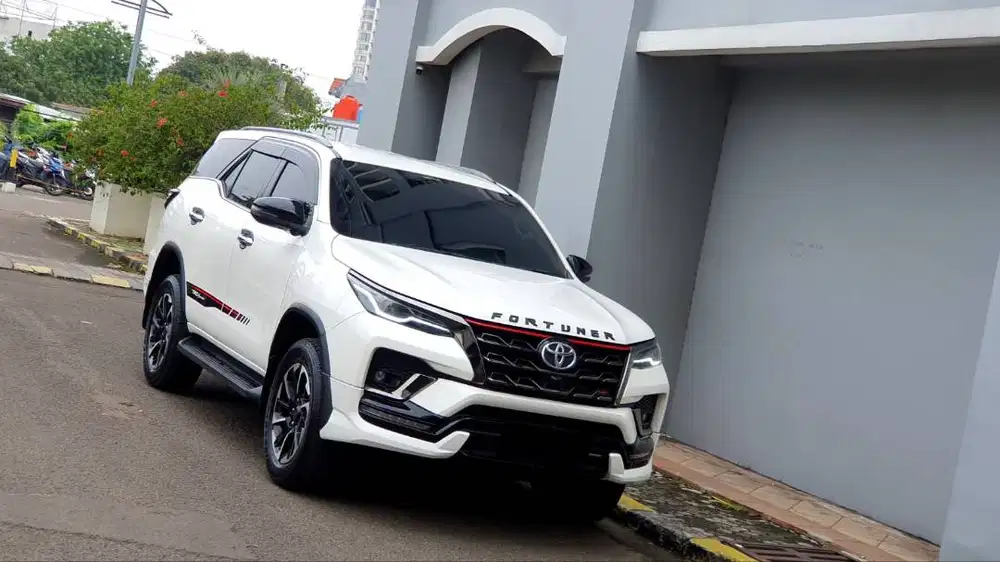Toyota Fortuner VRZ TRD Sportivo 2.4 Facelift 4x2 AT 2021/2022