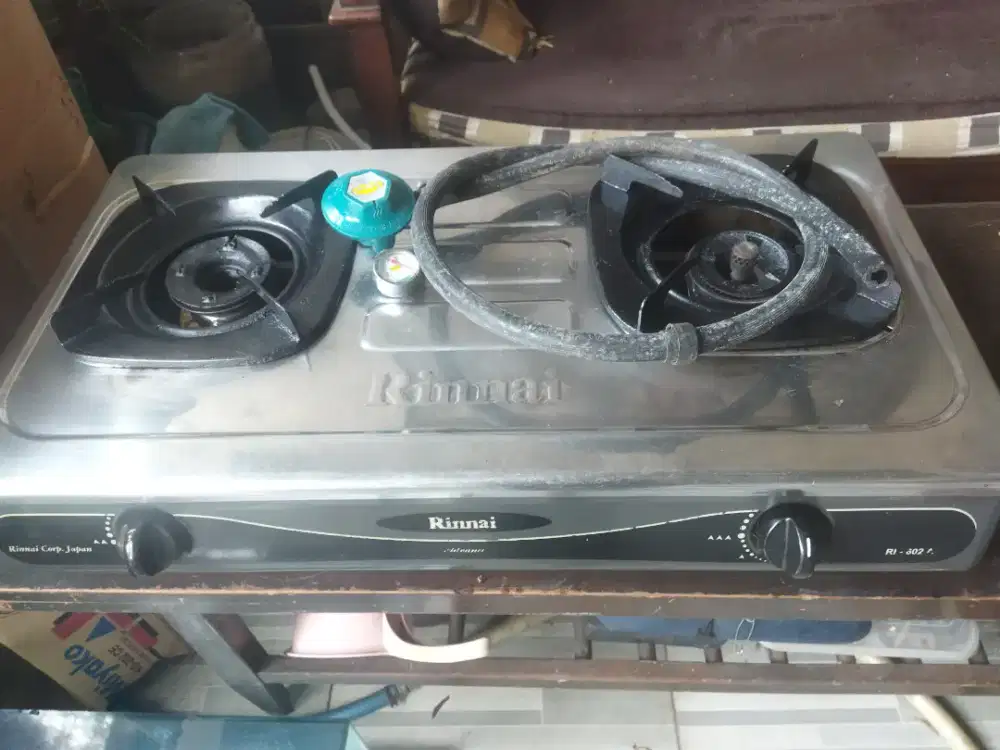 Kompor gas 2 tungku Rinai
