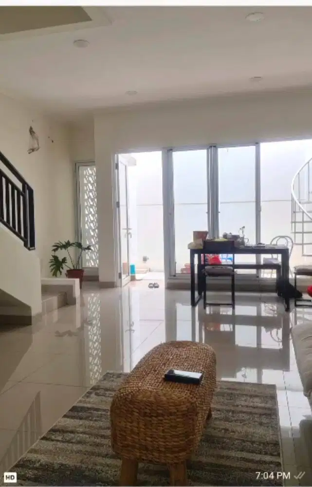 Dijual Cepat Rumah di Summarecon Bandung