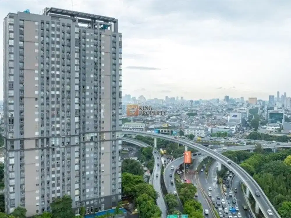 Dekat Taman Anggrek Mall, Apartemen Westmark 2BR Strategis & Nyaman