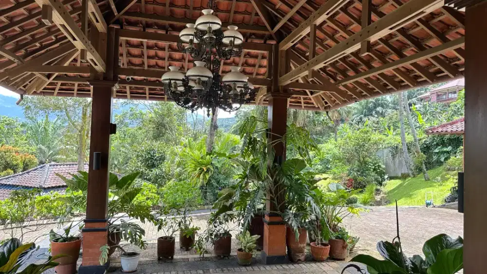 Vila termurah dijual cepat punya artis