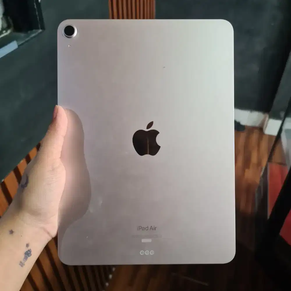 iPad Air Gen 5 64GB Normal - Harga Nett 5.5 Juta - Denpasar Barat