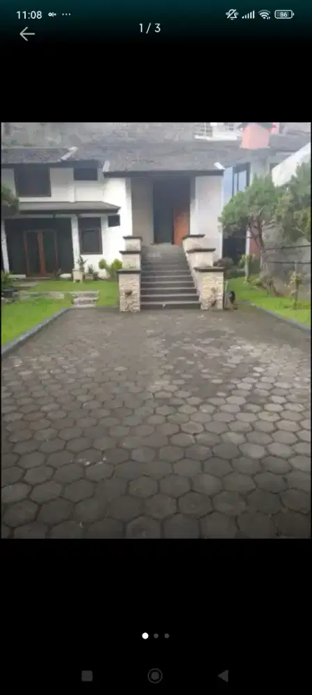 Dijual rumah nyaman di lingkungan tenang Budisari