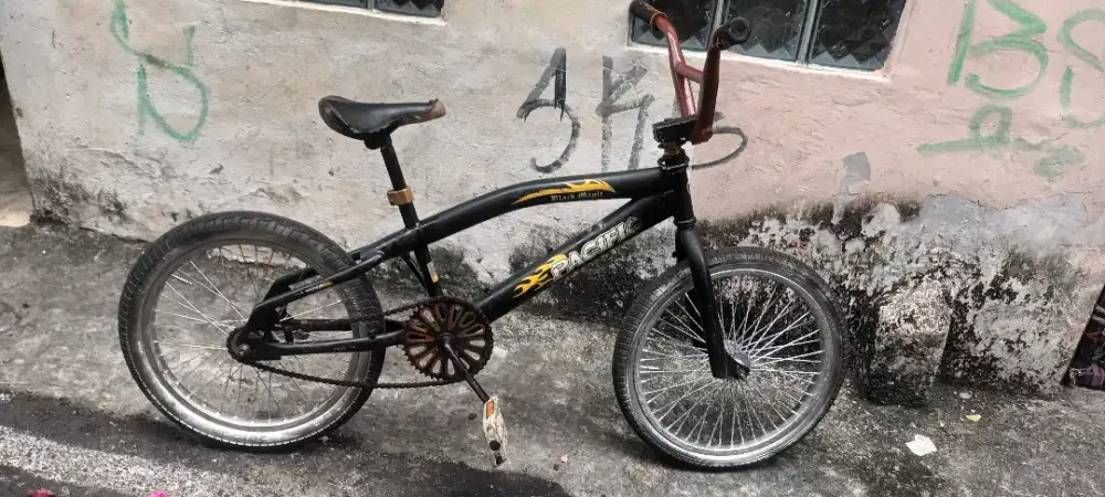 Sepeda BMX Seken
