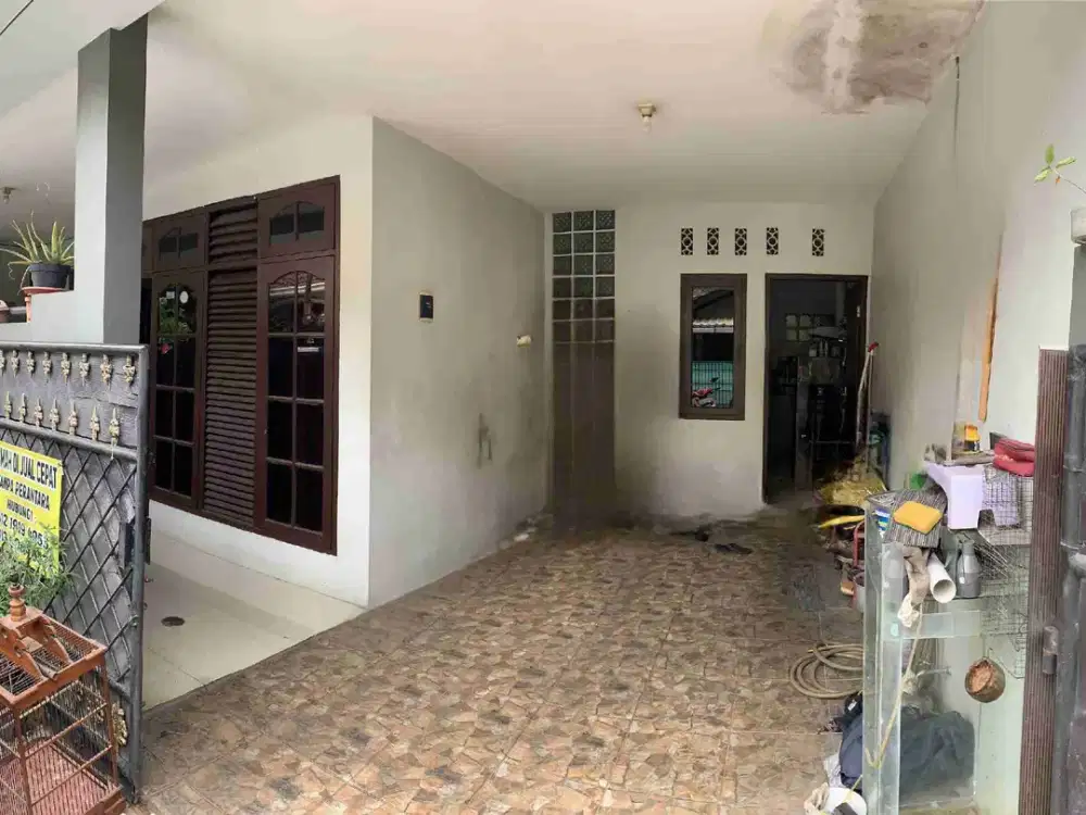 Dijual Cepat Rumah 2 Lantai Lokasi Strategis di Galaxy Kota Bekasi