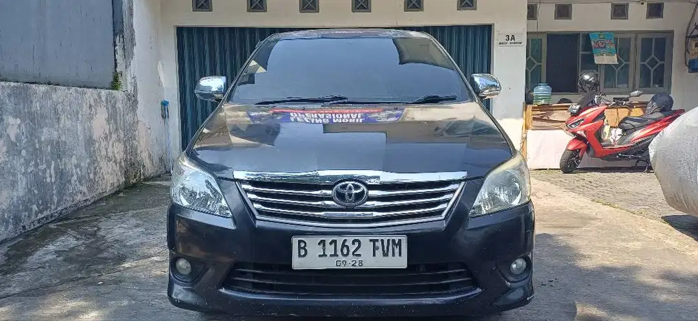 Di JUAL Mobil Operasional Toyota Innova