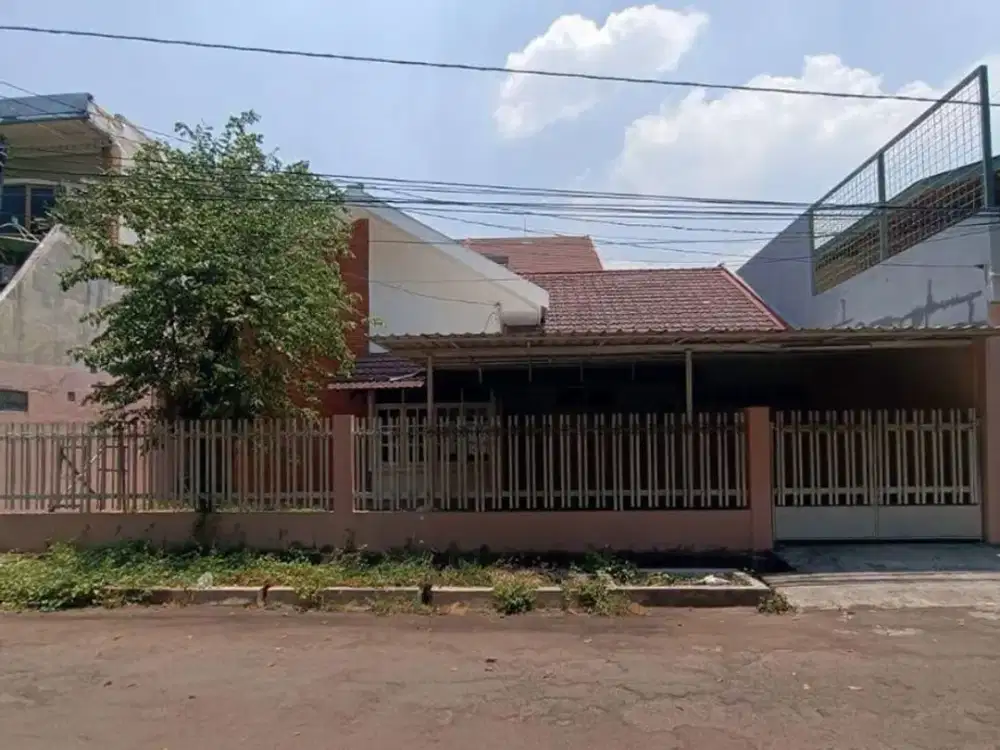 Rumah Semifurnish Putat Indah Tengah dekat Mayjend Sungkono 80jtan saja