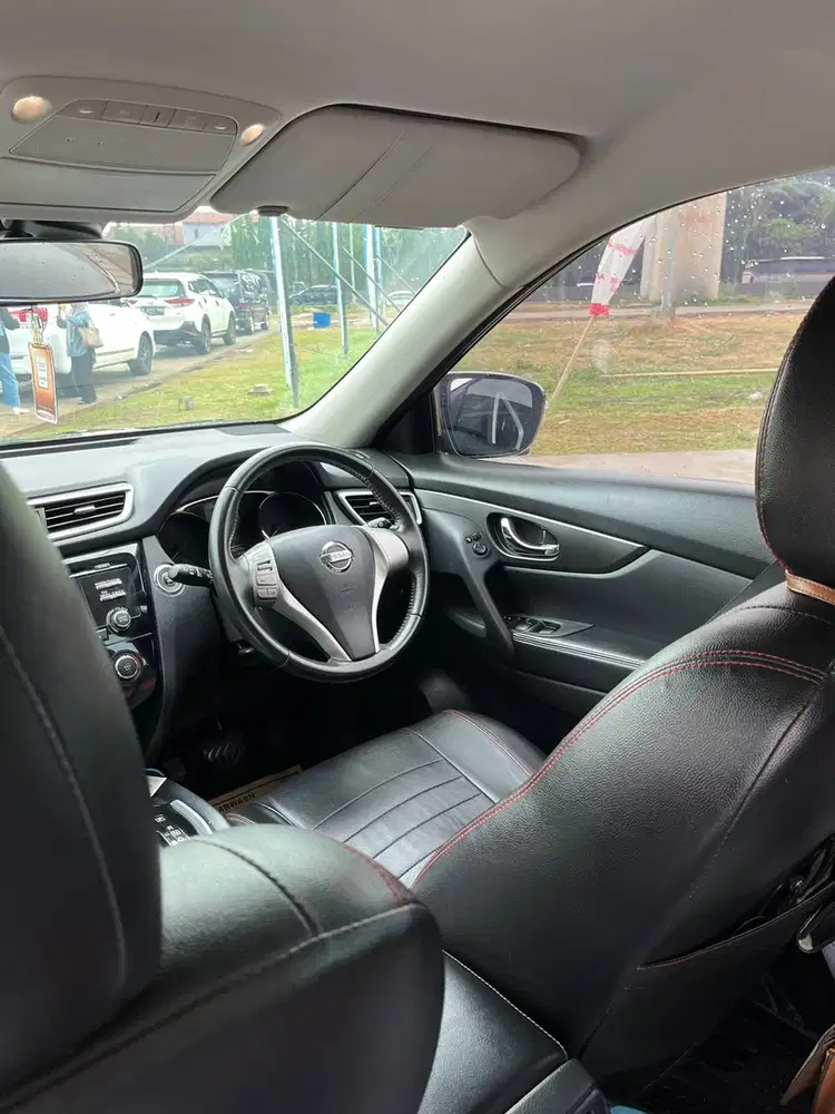 Nissan X-Trail 2015 Bensin