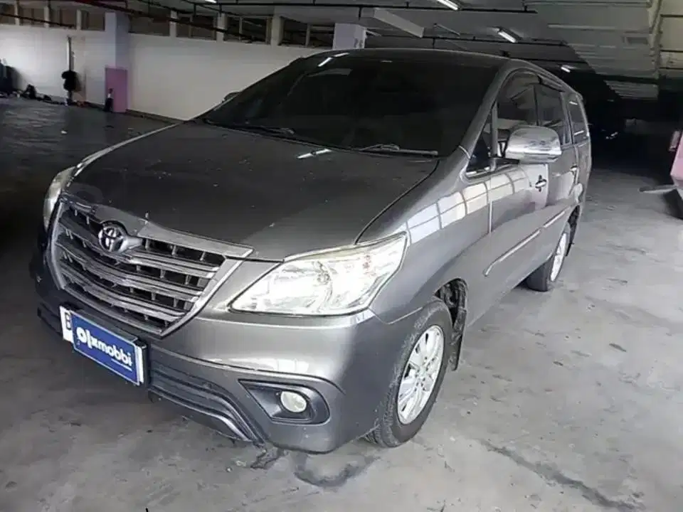 DP MURAH - Toyota Kijang Innova 2.0 New G Bensin-AT 2014