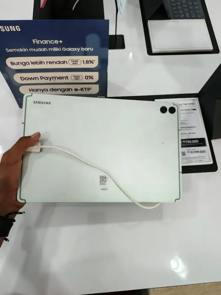 SAMSUNG GALAXY TAB S9 FE+ 12/256