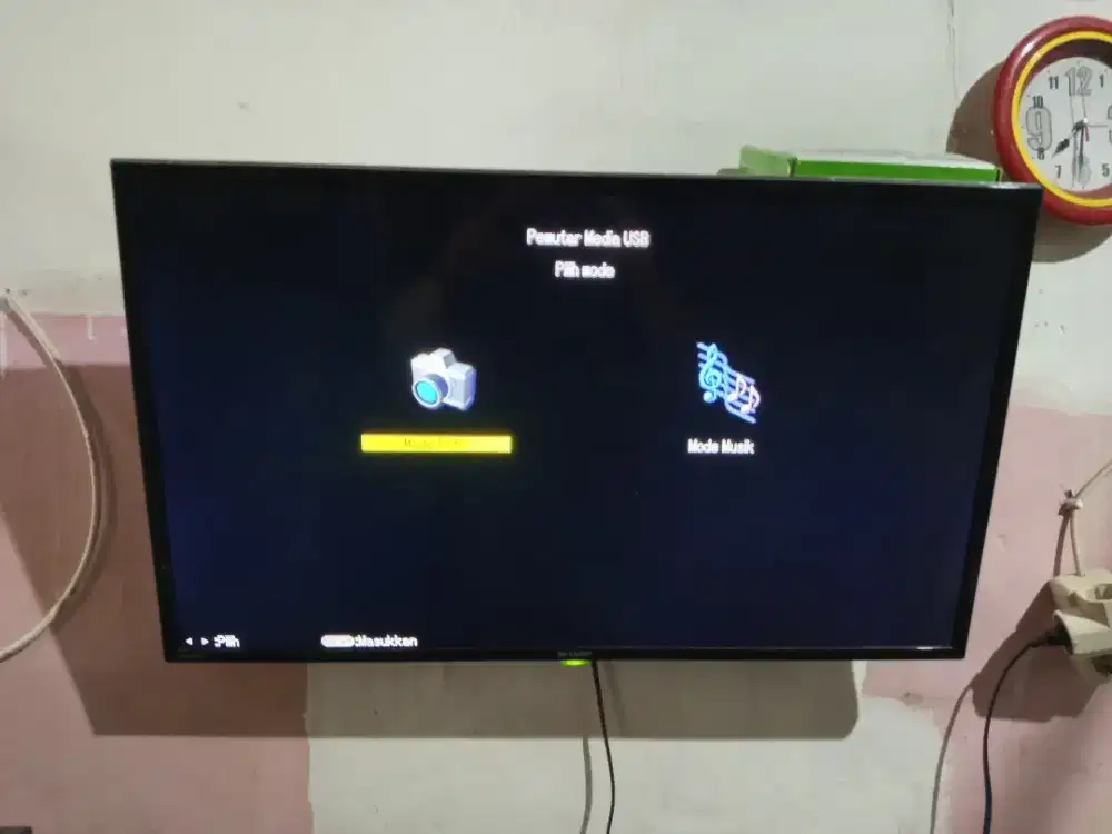 TV LED Sharp Aquos 42 Inch