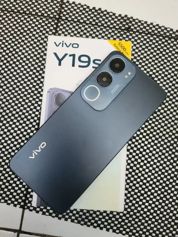 Vivo y19s 4/128gb fullset mulus