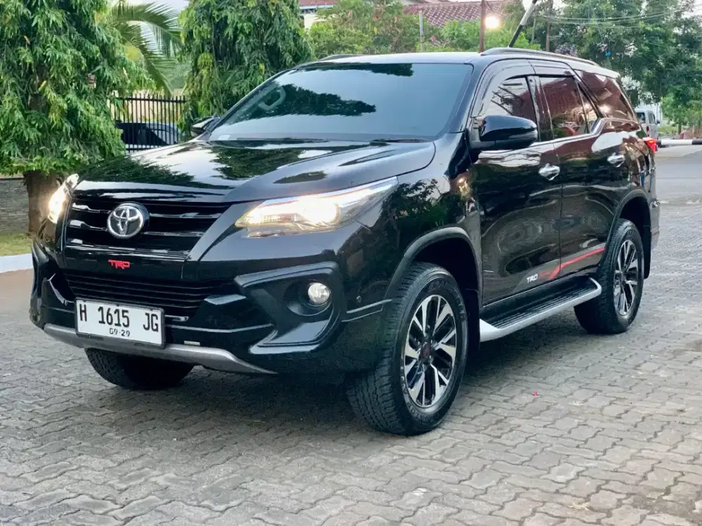 Toyota Fortuner TRD 2.4 AT 2019