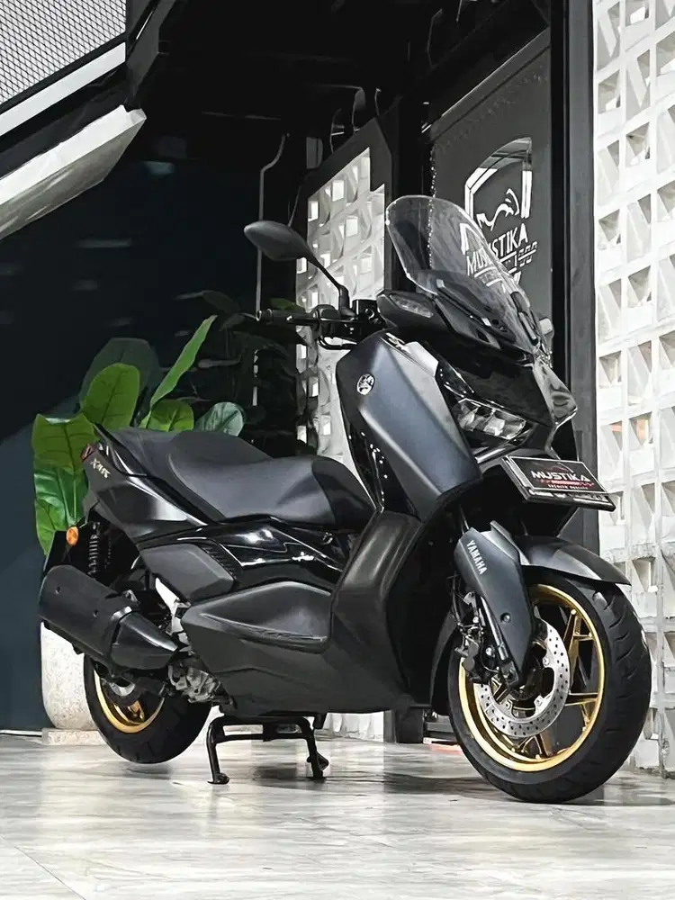 GRADE A+! Yamaha Xmax 250 2023 Matte Black