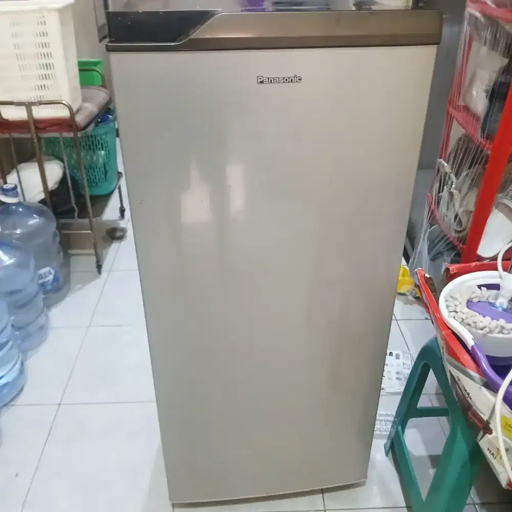 Kulkas 1 pintu panasonic
