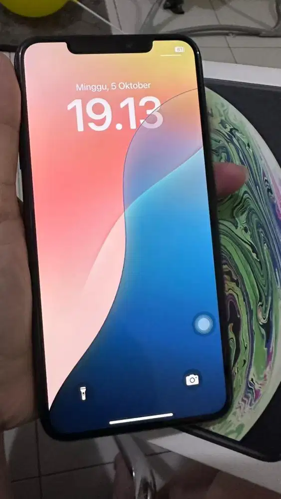 I phone Xs max 256gb dual sim
